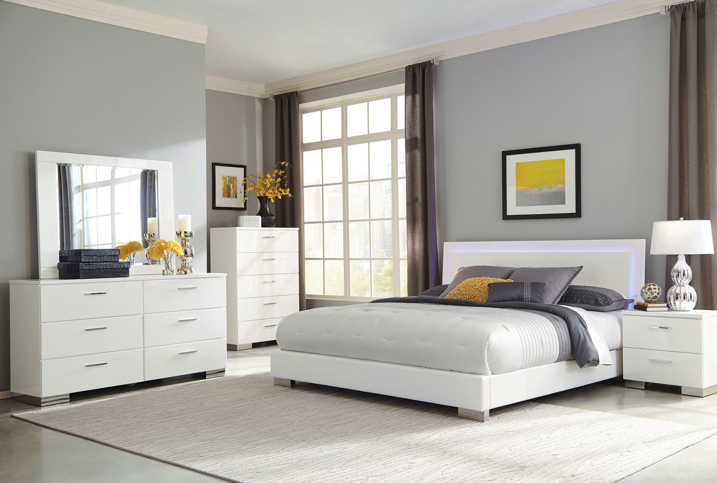 Felicity 5-piece Eastern King Bedroom Set White High Gloss