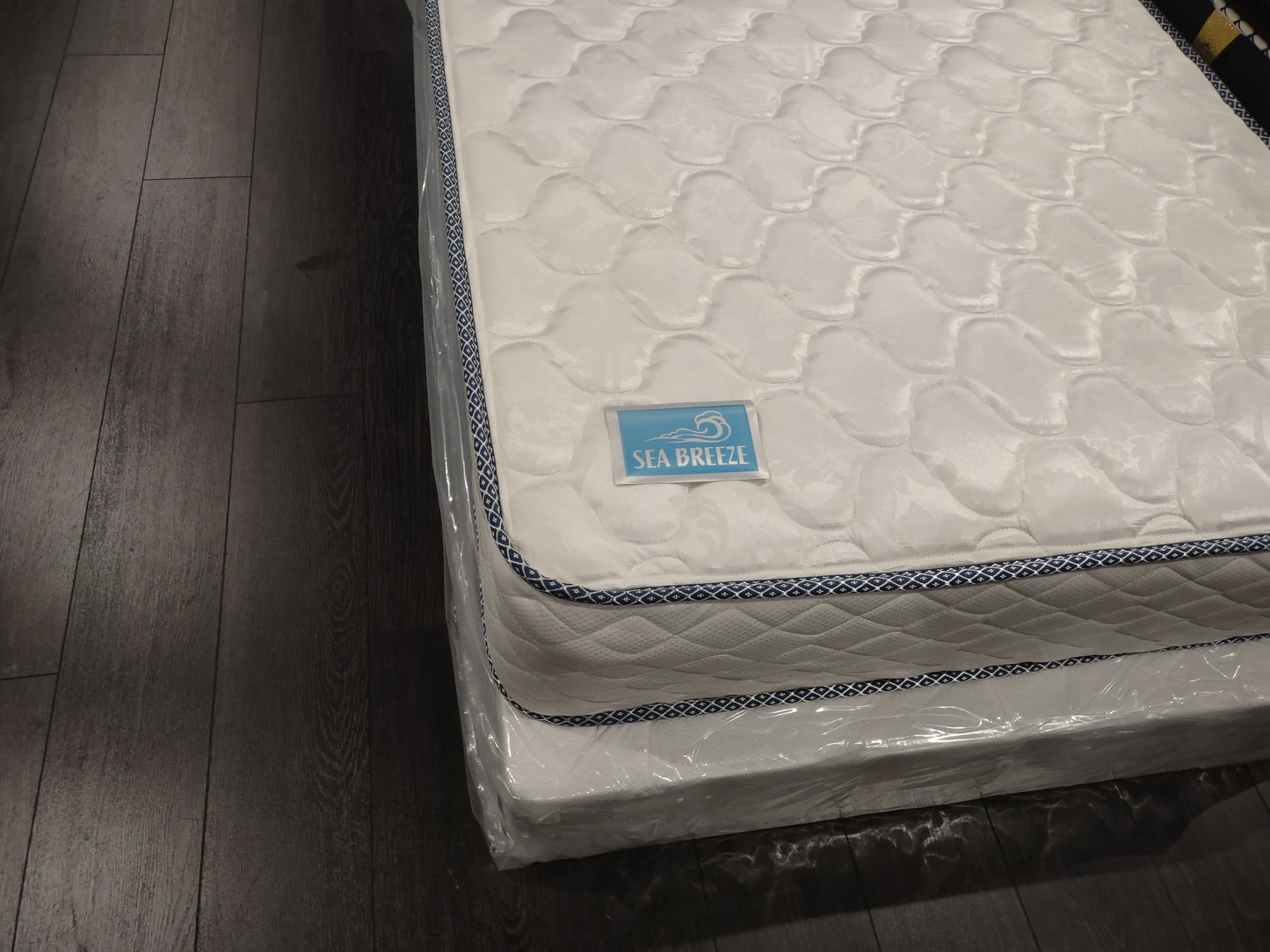 Queen Orthopedic 8.5" Stream Mattress